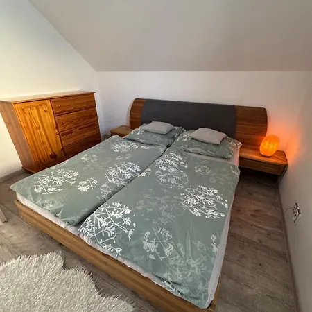 U Ceskeho Raje Διαμέρισμα Kněžmost